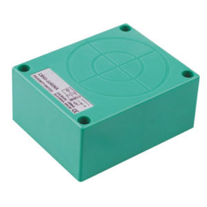 LMF45 angular column inductive proximity switch, detection 50mm