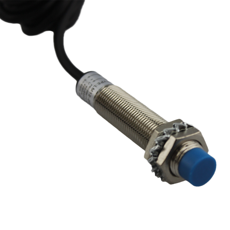 Sensor LM12-2004A IP67 Sensing Range 4mm Non-flush SCR NO Proximity Switch Sensor