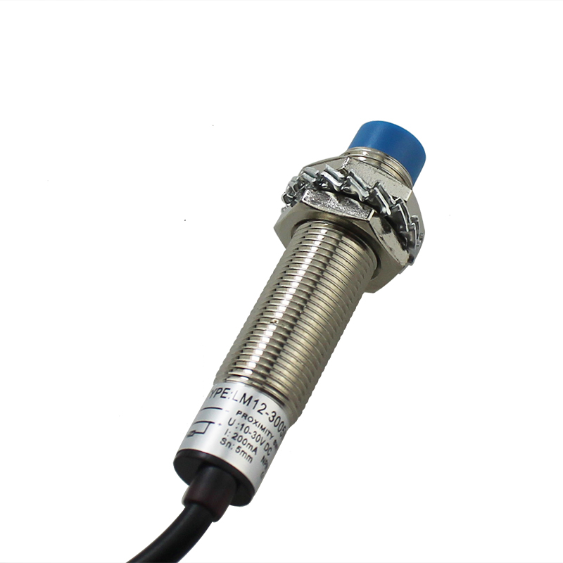 LM12-3005NA Range 5mm Proximity Switch NPN NO Sensor