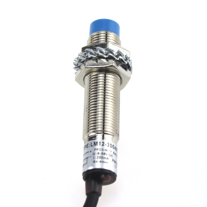 LM12-3004PA M12 detection distance 2mm 4mm Inductive proximity switch sensor