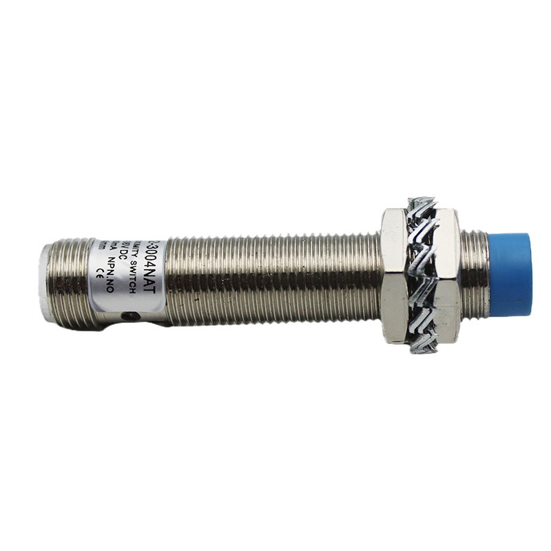 Sensor LM12-3004NAT DC6-36V 4mm NPN NO Inductive Sensor with Plastic Sensing Head