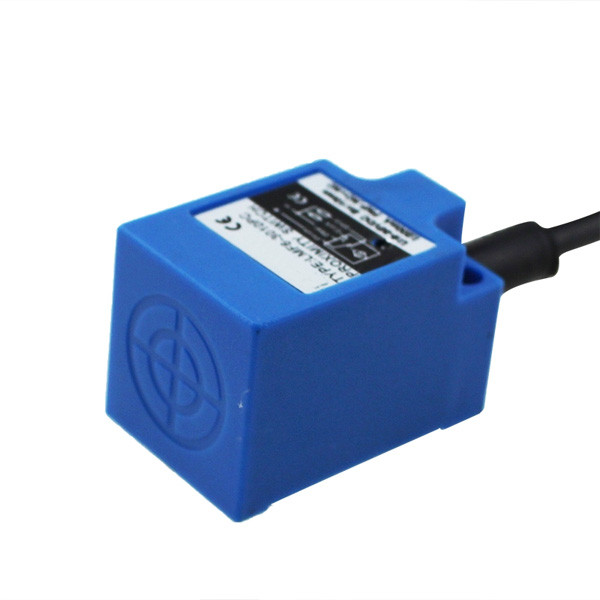 LMF6-3010PC PNP Type IP67 Waterproof Square Proximity Sensor Switch