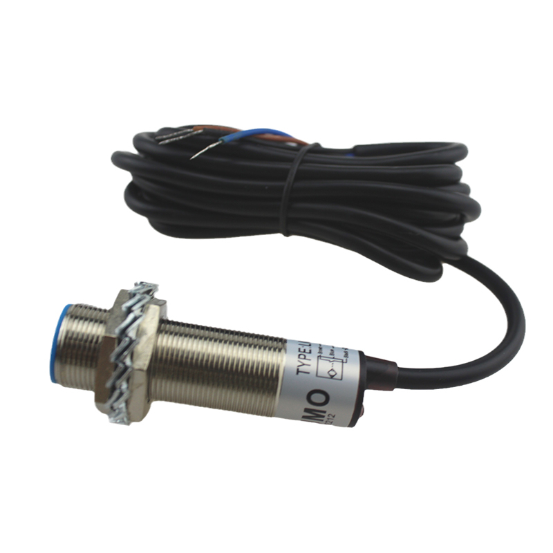 LM18-3005PB PNP Inductive Proximity Switch Sensor